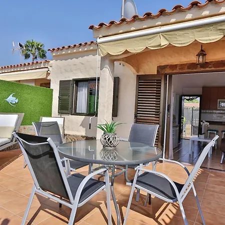 One Bedroom With Shared Pool Furnished Terrace And Wifi At Maspalomas 1 Km Away From The 펜션