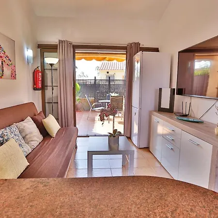 Bungalow: Shared Pool & Proximity Playa del Ingles (Gran Canaria)